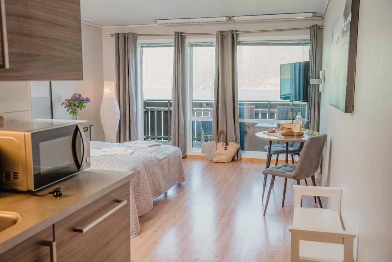 Akrafjordtunet Apartments Teigland Exteriör bild